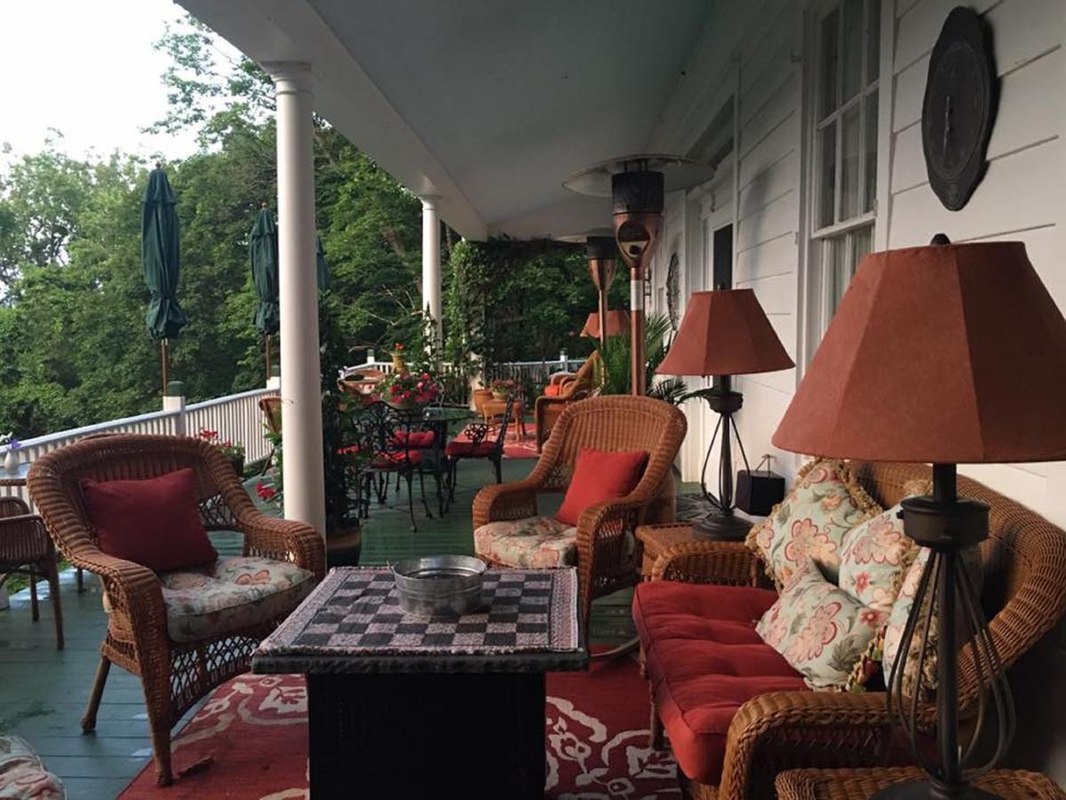 סוגרטיס Renwick Clifton House B&B מראה חיצוני תמונה